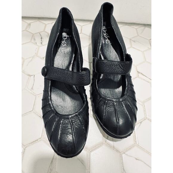 B.O.C Born Concept Mary Jane Leather Heel Black Size 7 Twee Preppy - Picture 2 of 6